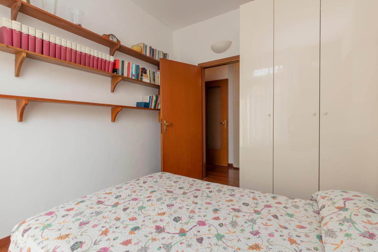 New Flat In Downtown Orti 16 Apartment Milan Bagian luar foto